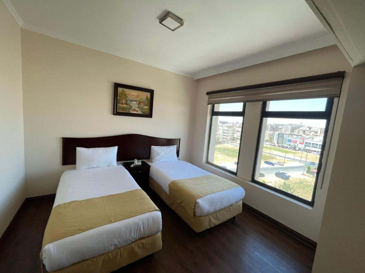Rozana Hotel Amman Exterior foto